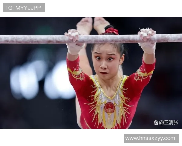 体操运动员的拼搏与梦想:从练习到巅峰的无尽追求 体操运动员的拼搏与梦想:从练习到巅峰的无尽追求